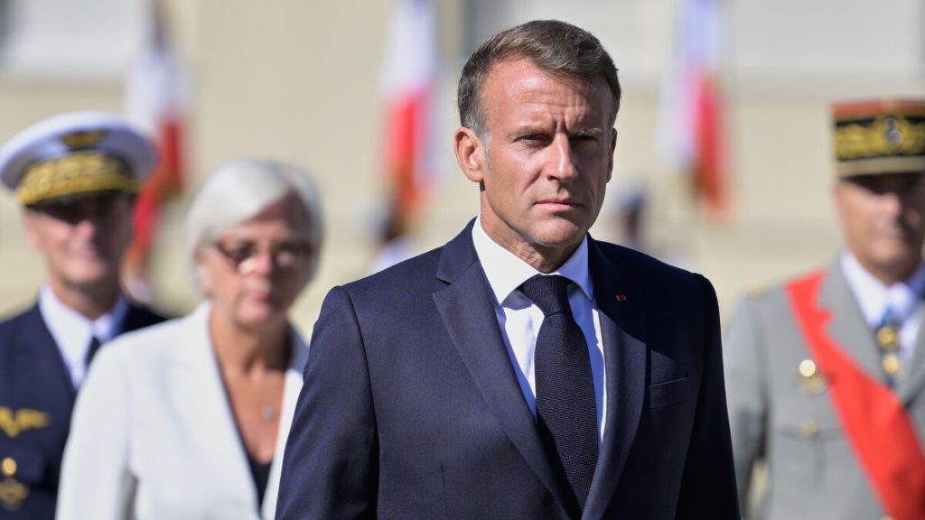 Macron tillkännager G7-möte om energi efter kraftigt stigande bränslepriser