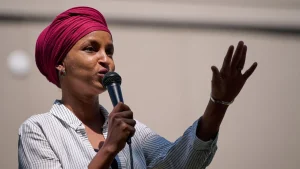 Man får 14 månaders fängelse för vinägerattack mot kongressledamoten Ilhan Omar