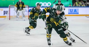 Nykomlingens smäll – i första SHL-matchen hemma