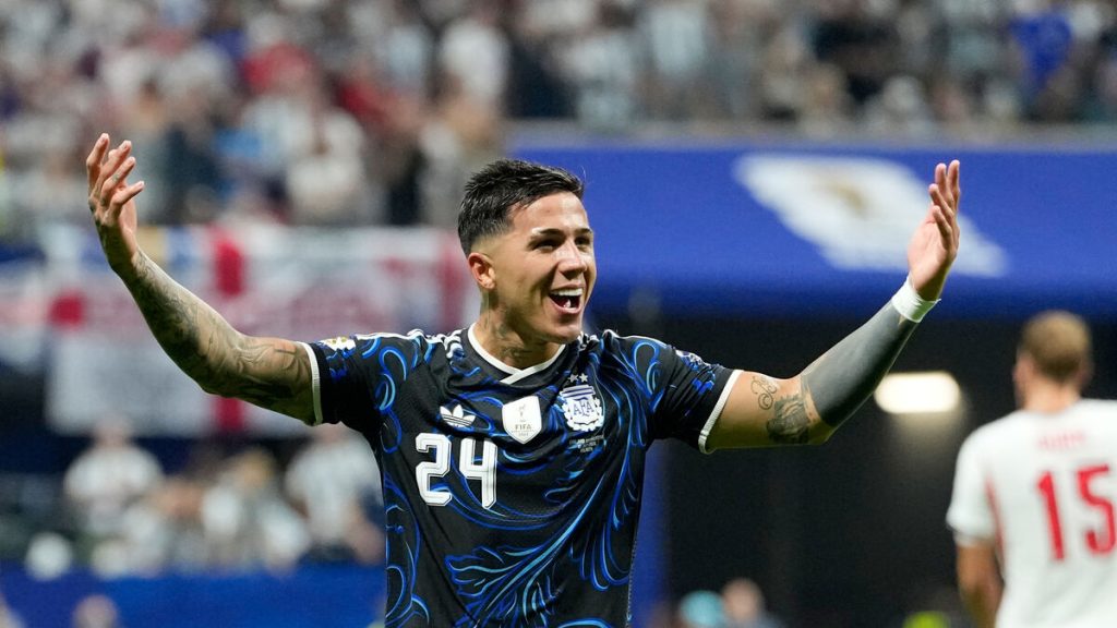 Enzo Fernández klar för Manchester City i rekordaffär – 125 miljoner pund