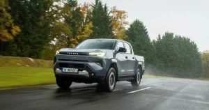 Nionde generationen av Hilux blir helelektrisk