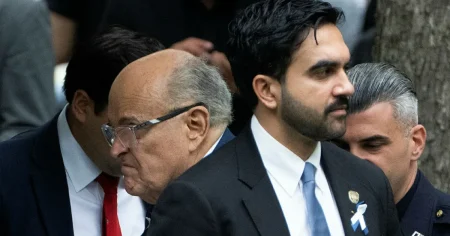 Hela New York talar om det ”stela handslaget” mellan Giuliani och Mamdani