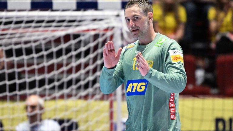 Andreas Palicka ådrog sig allvarlig handskada i matchen mot Füchse Berlin – väntas bli borta i flera veckor