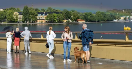 Tvära kast och blåsigt – men solen kan kika fram