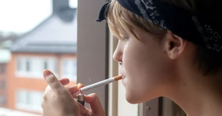 Lisa Magnusson: Hur får man barnvakten att sluta bjuda ungarna på cigg?