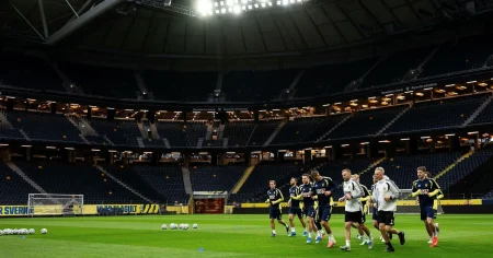 Stora förändringar i den svenska startelvan – följ Sverige–Polen här
