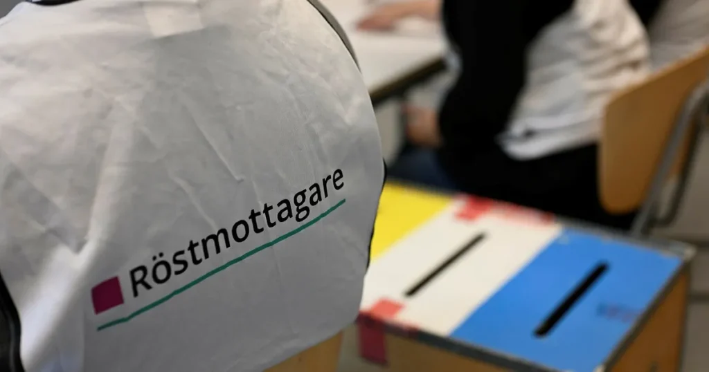 Kriminella med koppling till gängmiljön arbetade med valet i Stockholm