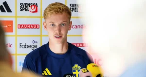 Larsson om VM-nobben: ”Hade ett bra samtal”