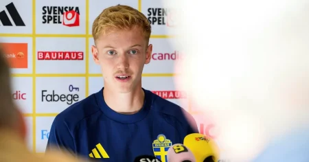 Larsson om VM-nobben: ”Hade ett bra samtal”