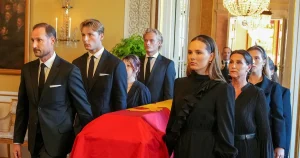 Karin Eriksson: Nu får norska folket försöka blunda för bonusprinsen