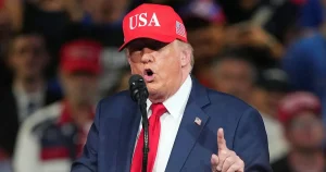 Donald Trump rasar mot EU och Kanada: ”Hotfull handling”