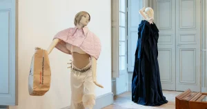 Svenskt mode tar plats i Paris: ”Det bubblar under minimalismen”