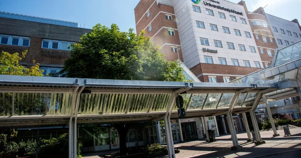 Läkarchef sprang ultralopp – fick lön samtidigt
