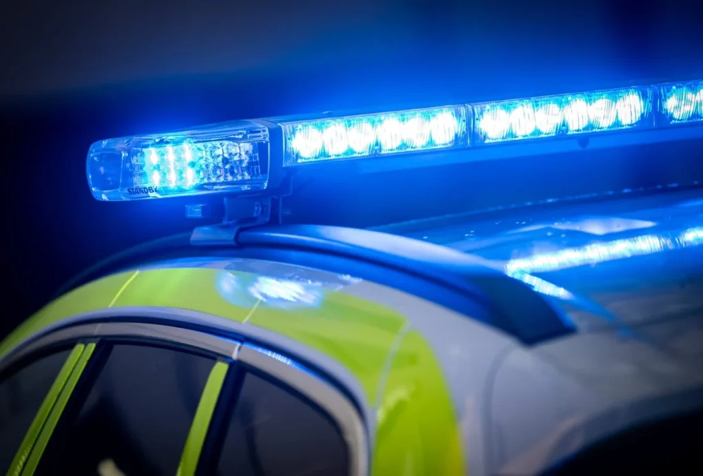Polis sköt varningsskott vid butiksrån i Staffanstorp – två gripna