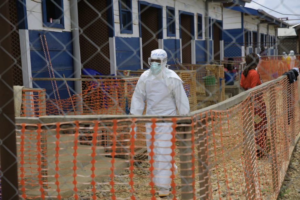 Ebolautbrottet i Kongo-Kinshasa har dödat över 5 000, enligt myndigheterna.