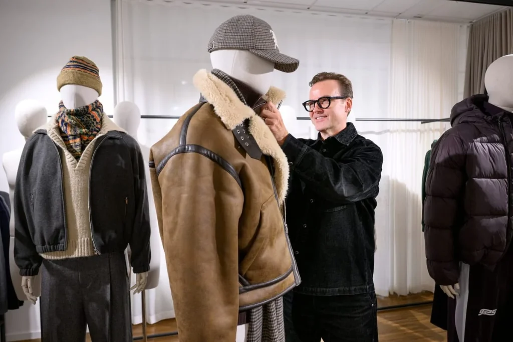 Extrem värme tvingar H&M att ompröva kläder och kollektionstider.