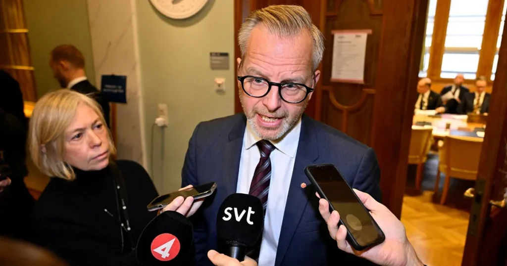 Efter statsministerfiaskot: Tiden rinner ut för rödgrön budget