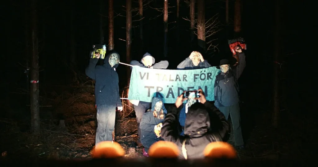 Skogsmullar döljer nazisympatier i ekofascistisk thriller