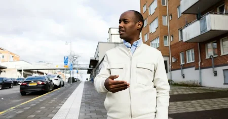 Var fjärde i utsatta områden känner tryck att rösta som familjen