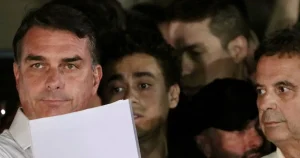 Bolsonaro kräver att valet ogiltigförklaras – Trump avvaktar