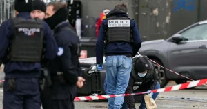 Erik de la Reguera: Attentatet äger rum när Frankrike står vid randen av en avgrund