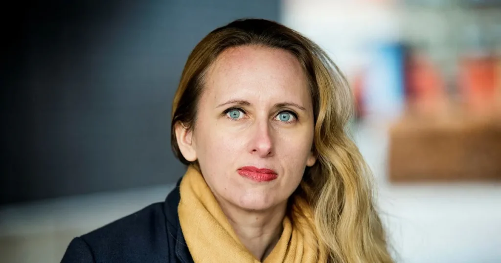 Statsvetare: Ger främmande makt tillfälle att agera