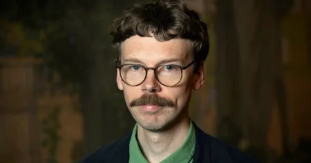 Aron Landahl får Kulturhuset Stadsteaterns nya bilderbokspris