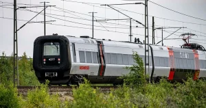 Boelo på väg mot Sverige – tåg ställs in och färjor påverkas