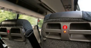 Blinkande lampa ska få fler att använda bälte