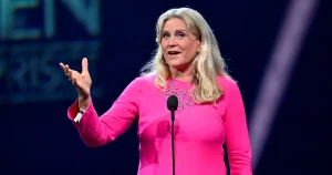 Susanne Nyström: I måndags ställde Camilla Kvartoft valårets jobbigaste frågor