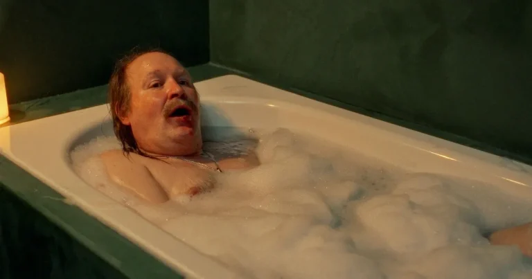 Jacob Lundström: Henrik Dorsins penis blottar Netflix rädsla