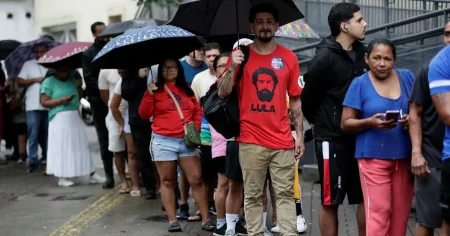 Spänd väntan i Brasilien inför valrysaren: ”Kan gå åt vilket håll som helst”