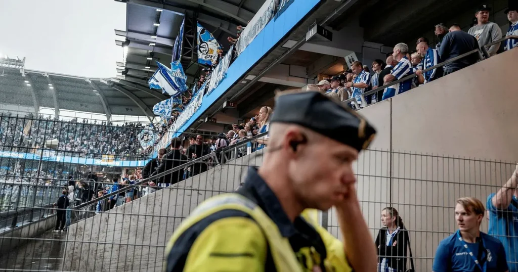 Polisen: ”Vi kan inte jobba på fotbollsklackarnas läktare”