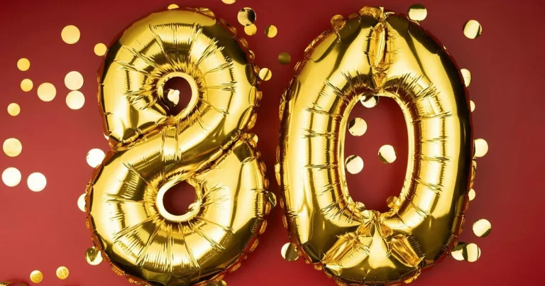 Säverman: Fram med hörapparaten, det är 80-årsfest igen