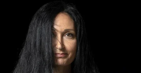 Sakine Madons nya bok är en stenhård rättegång mot hedersvåldets förnekare