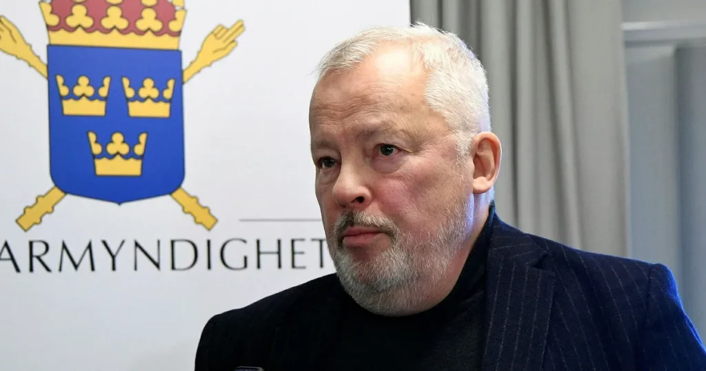 Polisen utreder dödsolycka – arbetsmaskin välte i vattnet