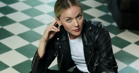 Agnes Lindström Bolmgren släpper dagboksroman: ”99 procent självbiografi”