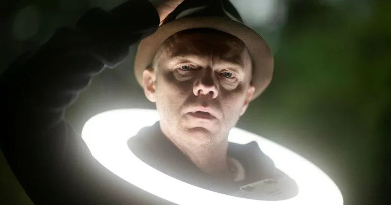 Olof Wretling: Förlåt för att jag la en banan i ansiktet på dig, Beckett