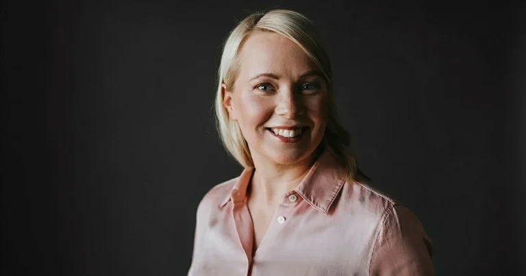 Lisa Bjärbo: ”Svårt att komma undan sin skolklass och sociala spelet som pågår”