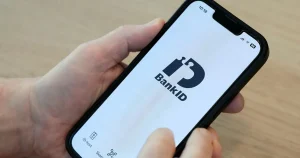 Spärrat bank-id – svårt för kund driva process mot bank
