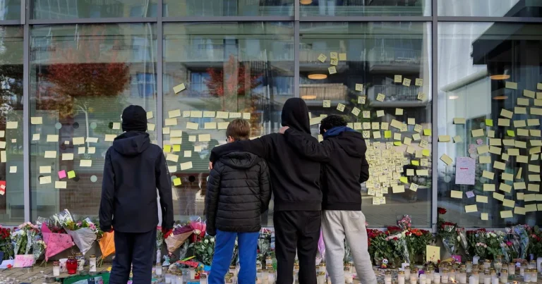 Eleverna tillbaka efter mordet i idrottshallen: ”En chock”