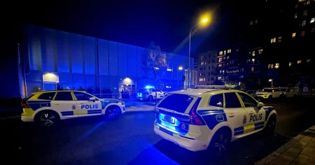 En person skjuten i idrottshall: ”Svårt skadad”