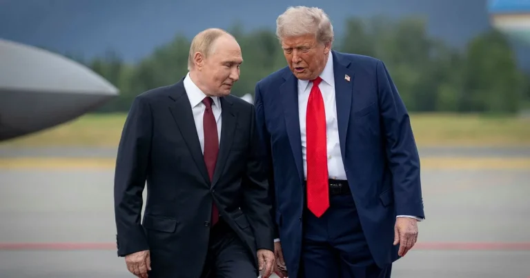 Tvåfrontskritik mot Trump efter affären med Putin