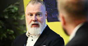 Stjärnmålvakten saknas i Tre Kronor – tre debuterar