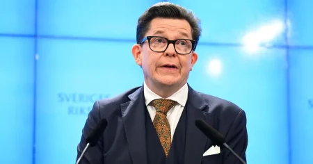 C-ledaren ska prövas som statsminister: ”Det finns andra möjliga vägar framåt”